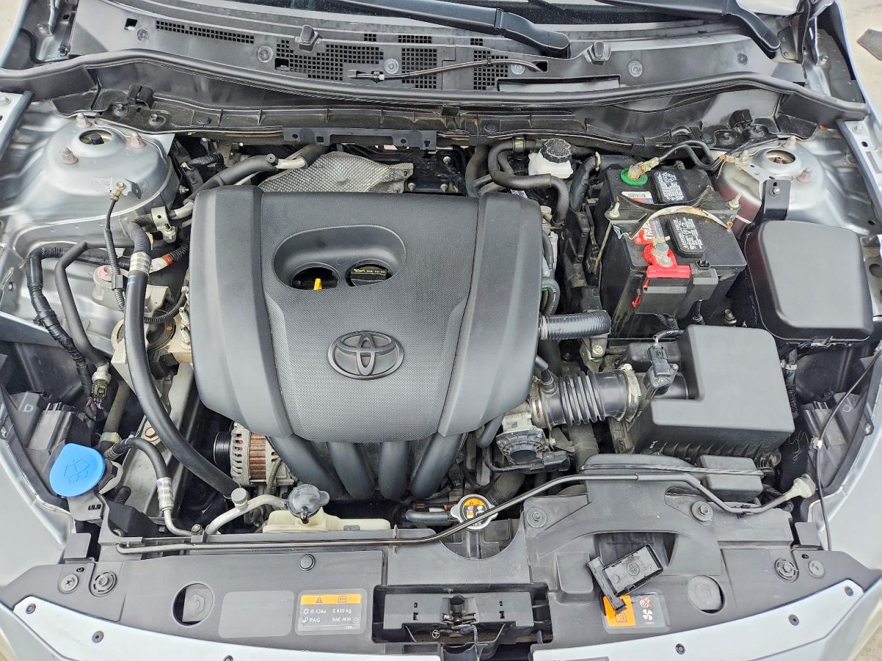 Toyota Yaris Base