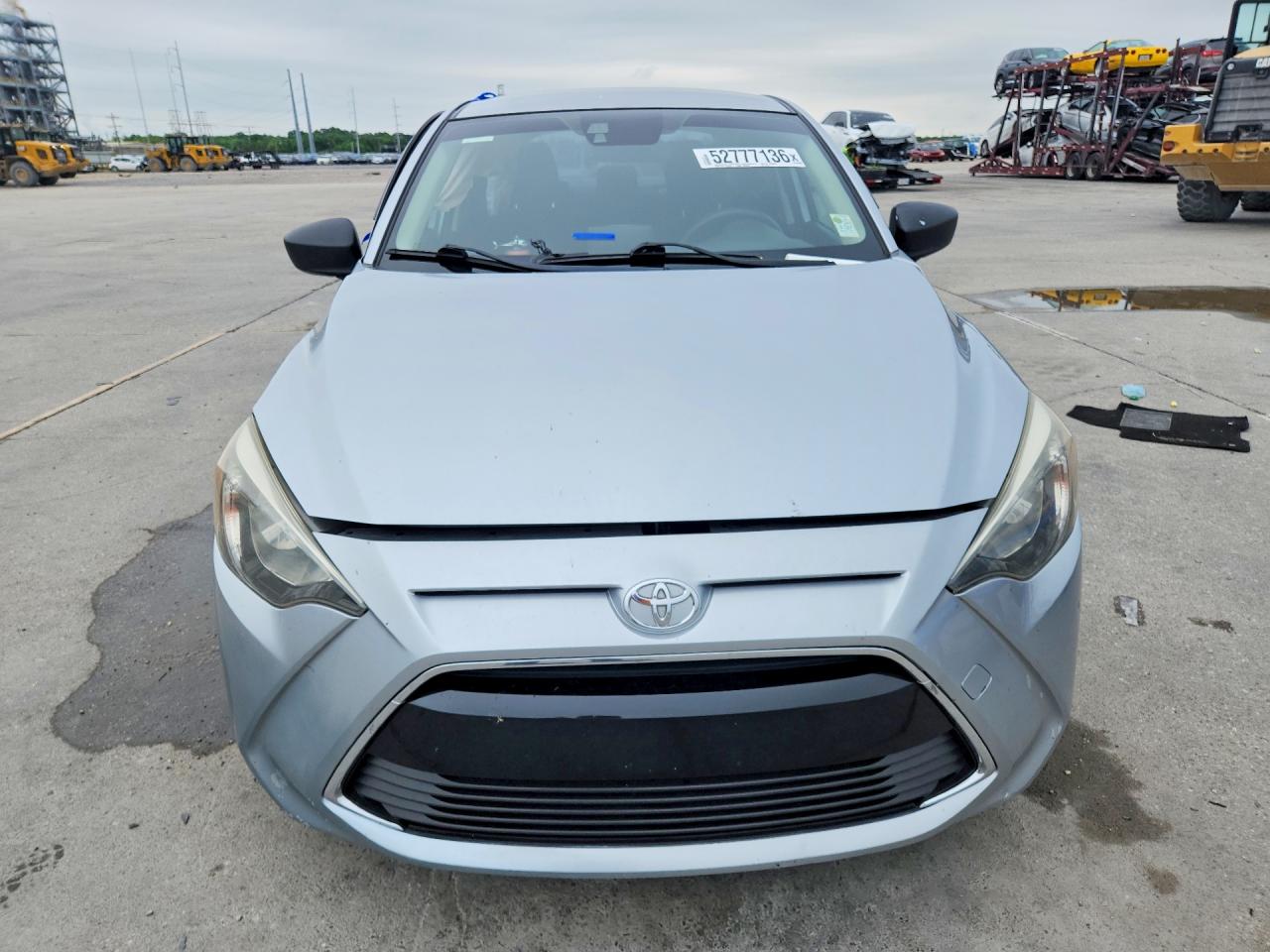 Toyota Yaris Base