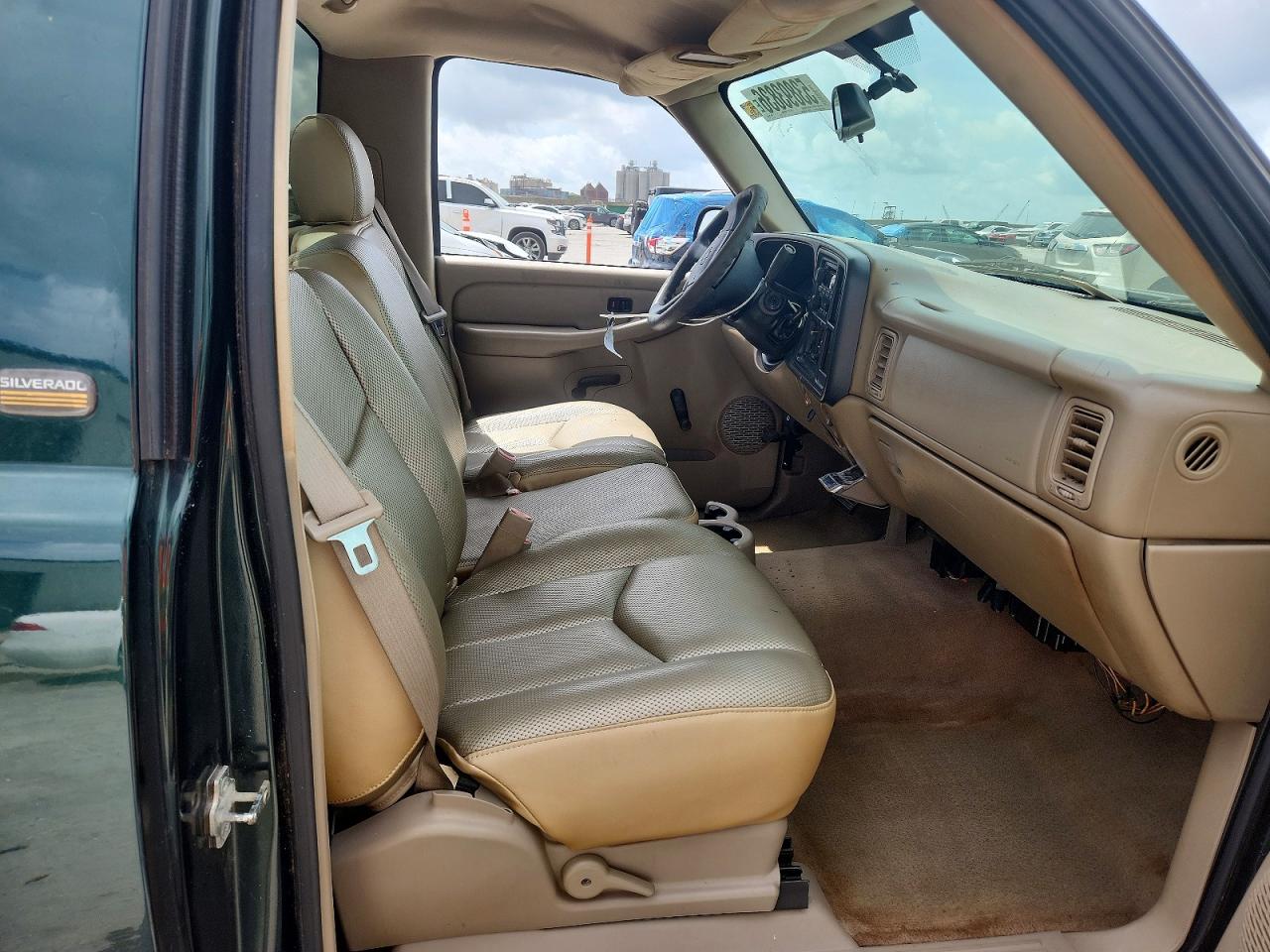 Chevrolet Silverado C1500