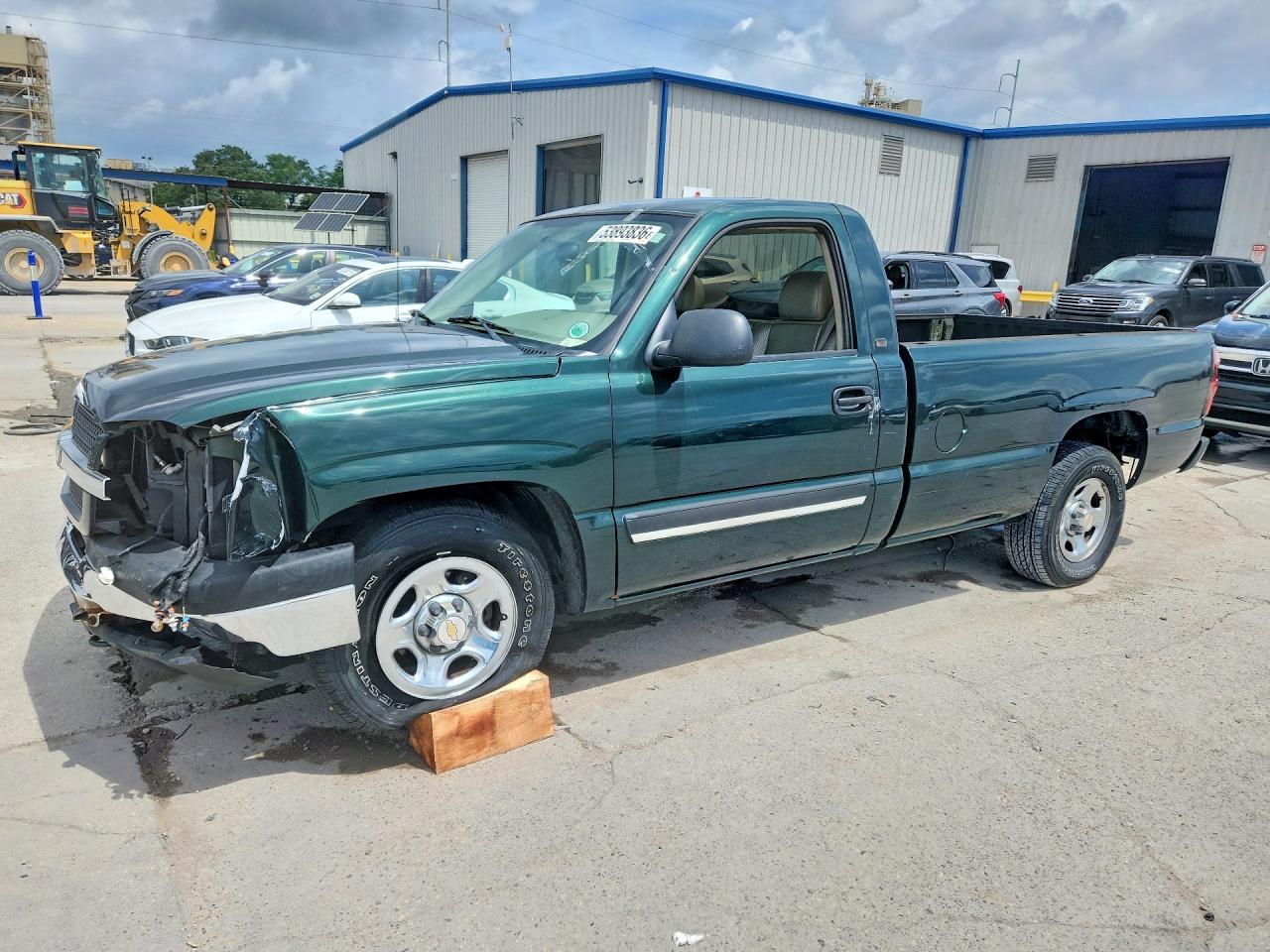 Salvage Chevrolet Silverado Image