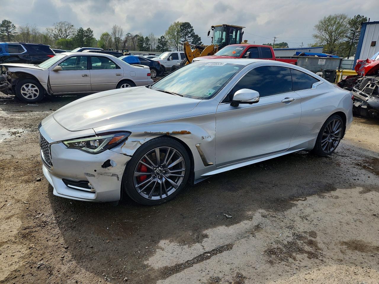 Salvage INFINITI Q60 Image