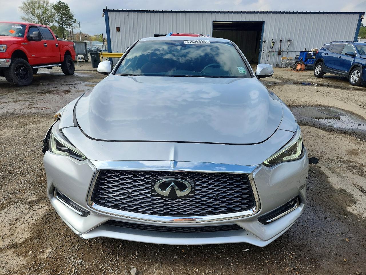 INFINITI Q60 Red Sport 400