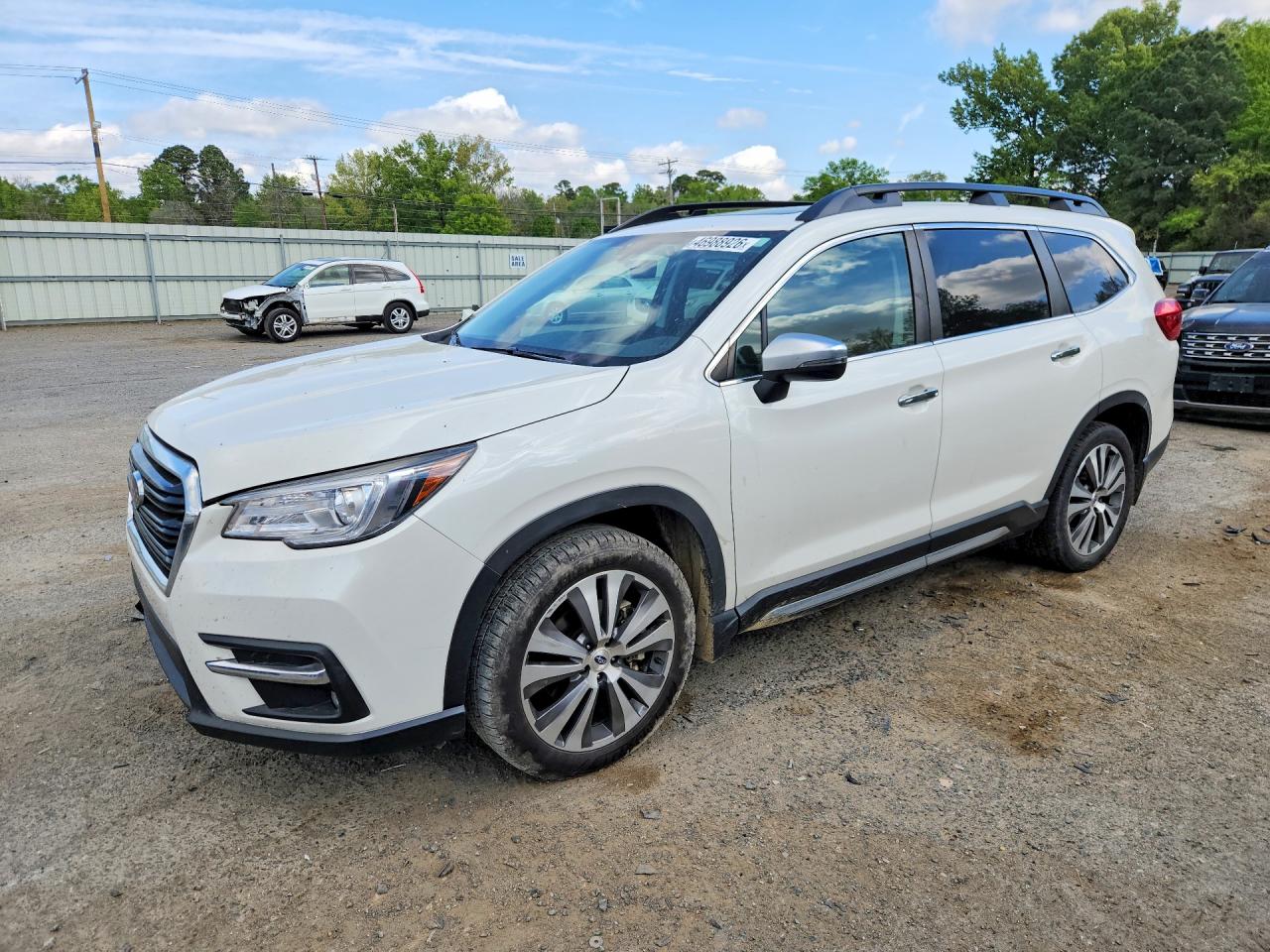 Salvage Subaru Ascent Image