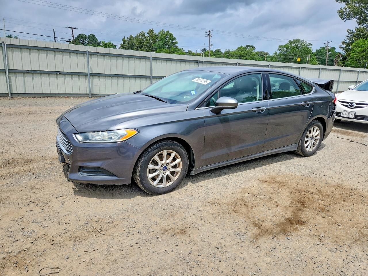 Salvage Ford Fusion Image