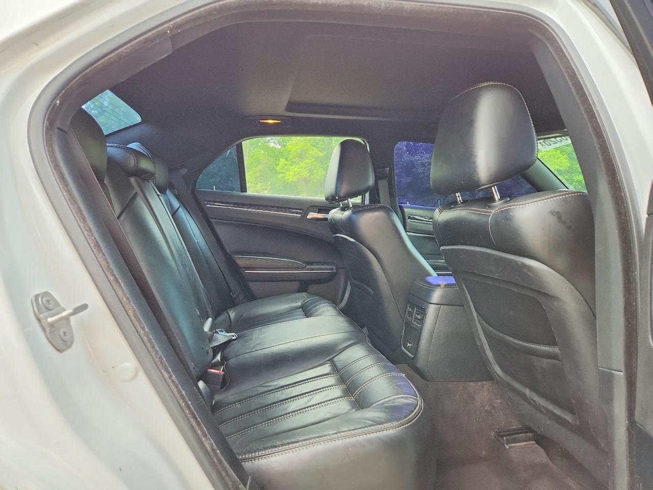 Chrysler 300 S