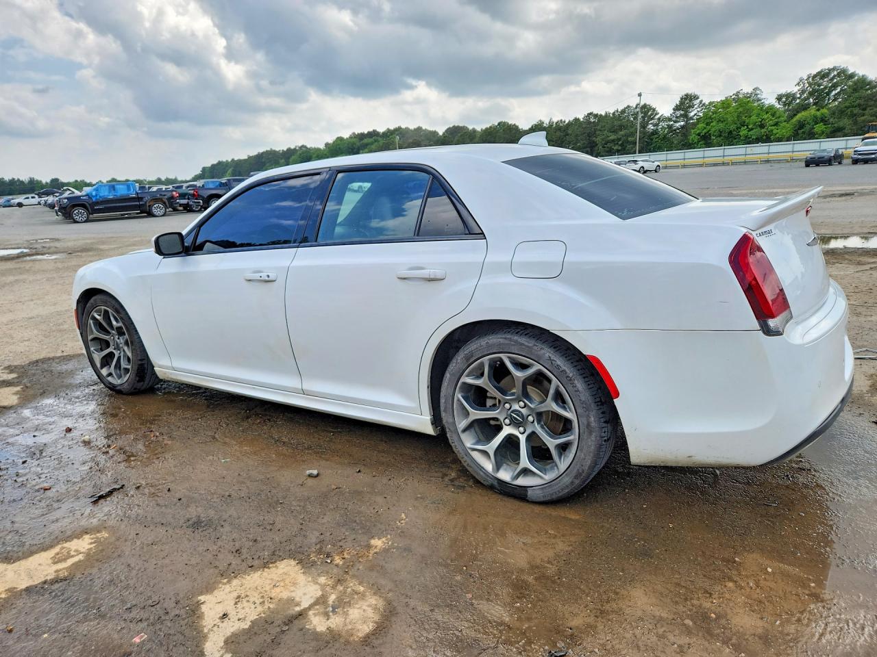 Chrysler 300 S