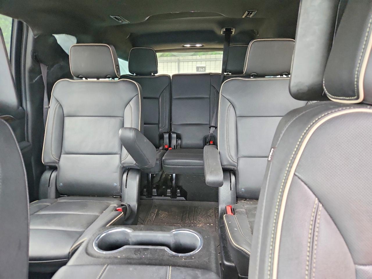 Chevrolet Suburban C1500 Premier