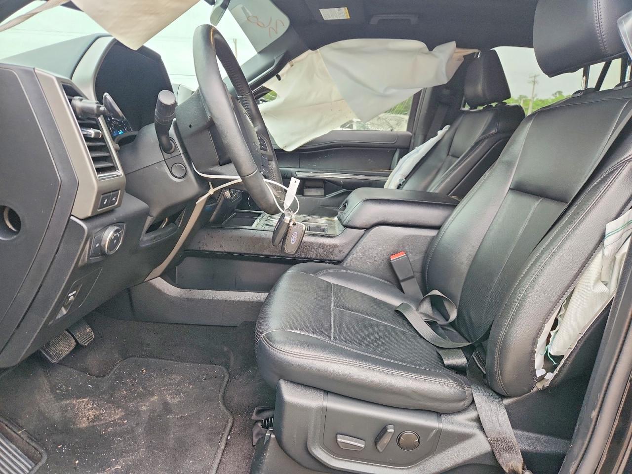 Ford Expedition Max Xlt