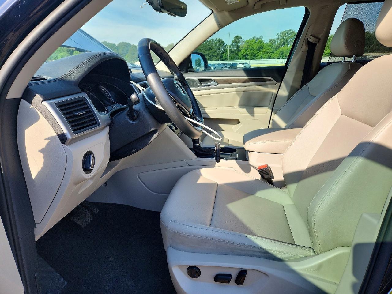 Volkswagen Atlas Se
