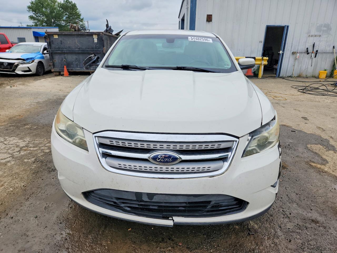 Ford Taurus Sel