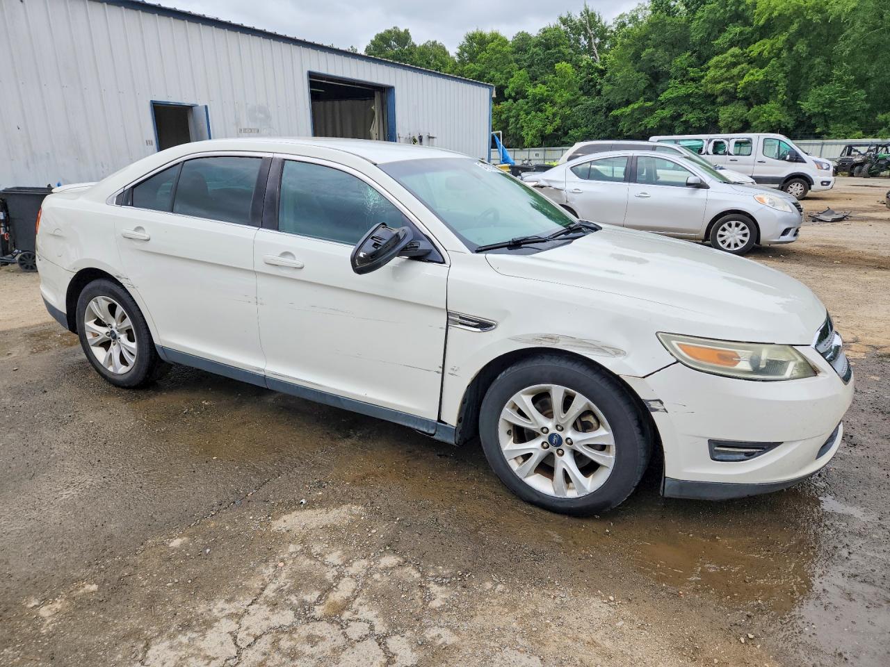 Ford Taurus Sel
