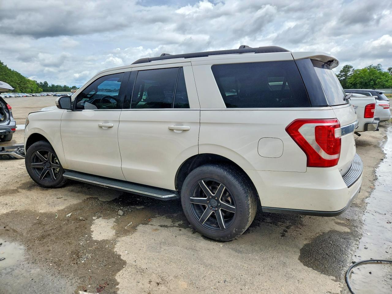 Ford Expedition Xlt
