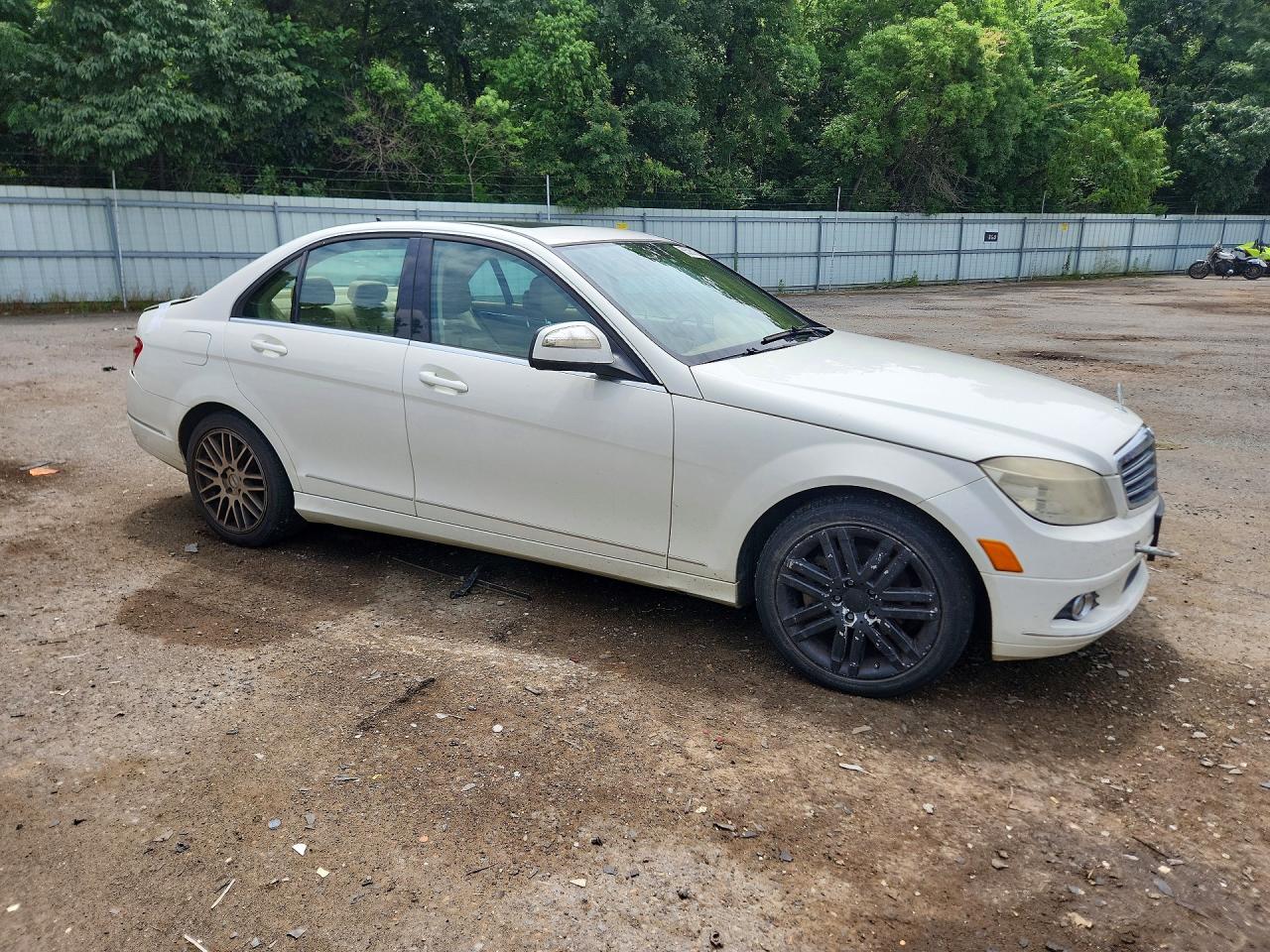 Mercedes-Benz C-Class 300