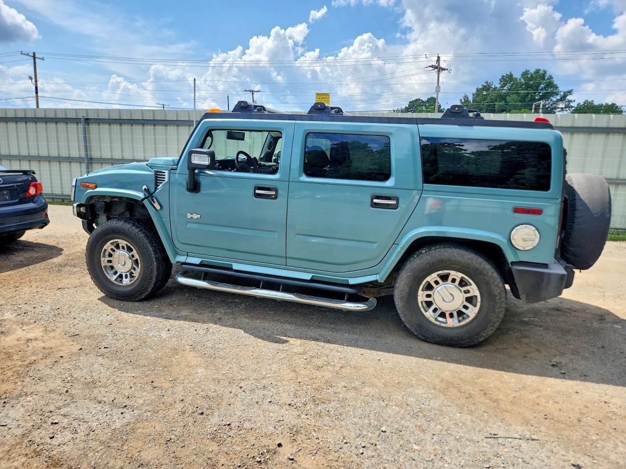 HUMMER H2