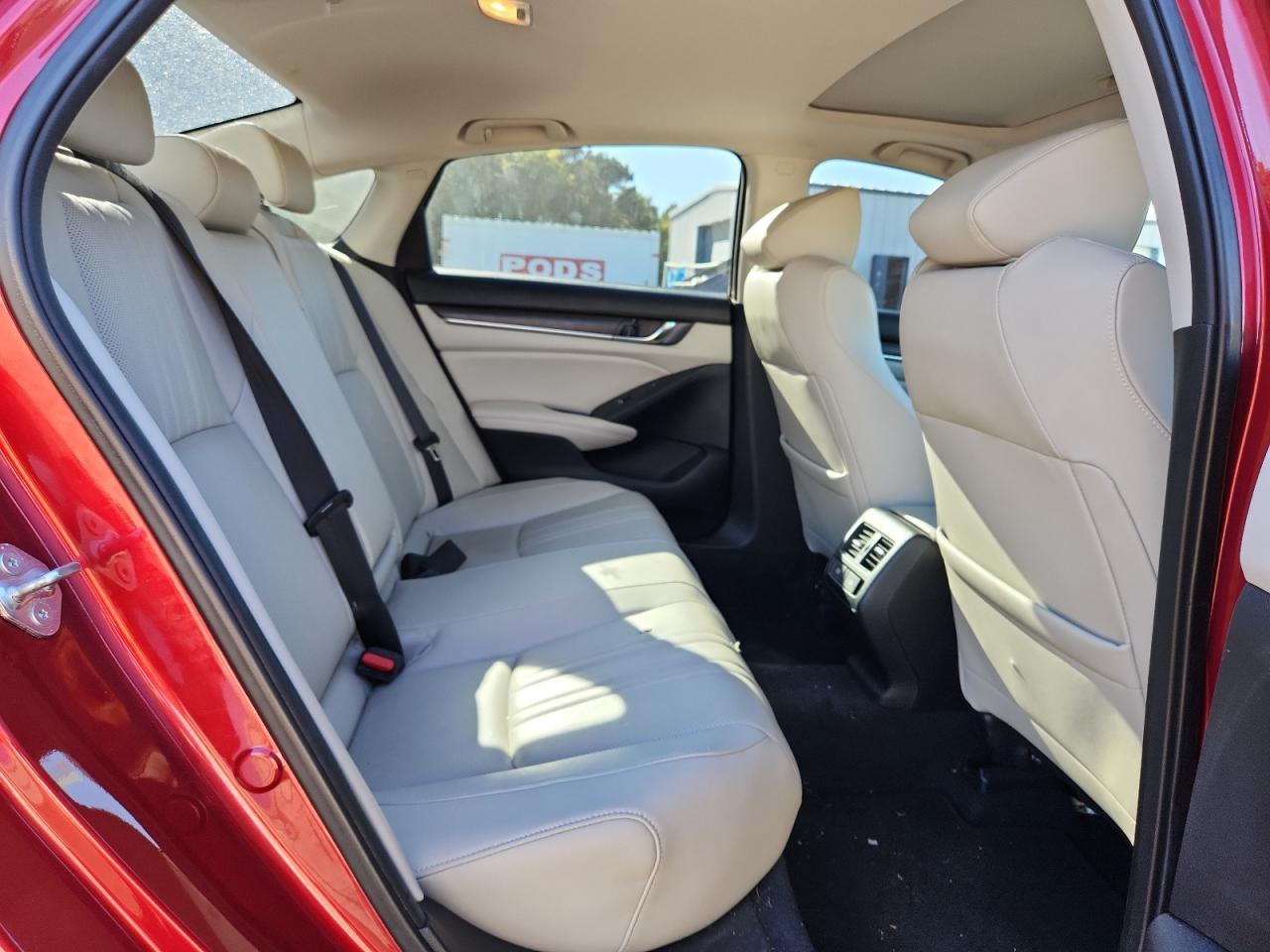 Honda Accord Touring Hybrid