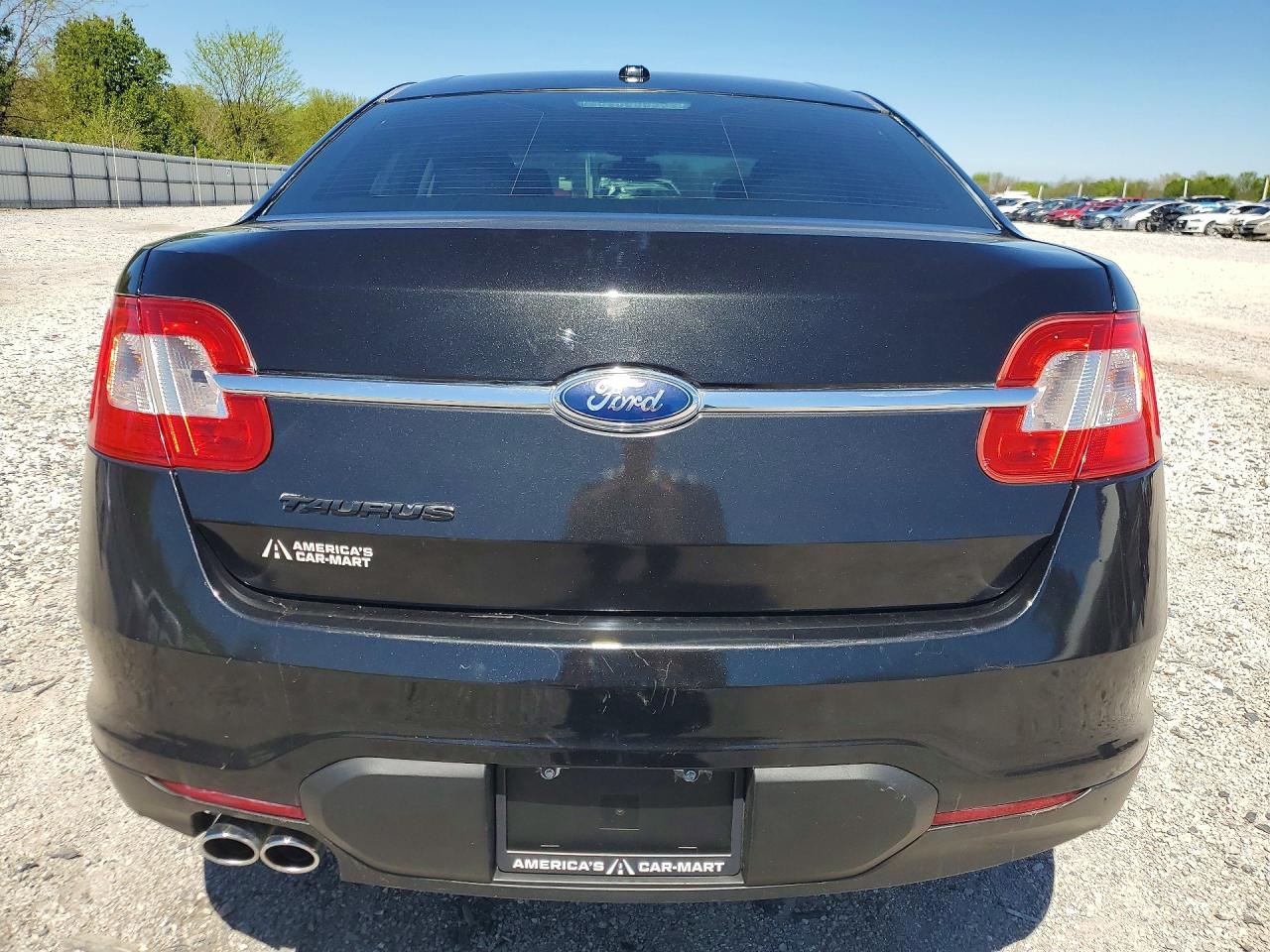 Ford Taurus Se
