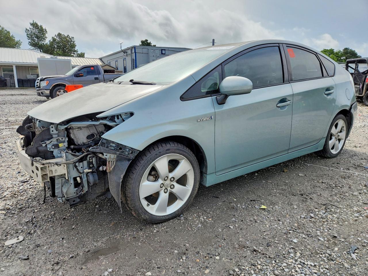 Salvage Toyota Prius Image
