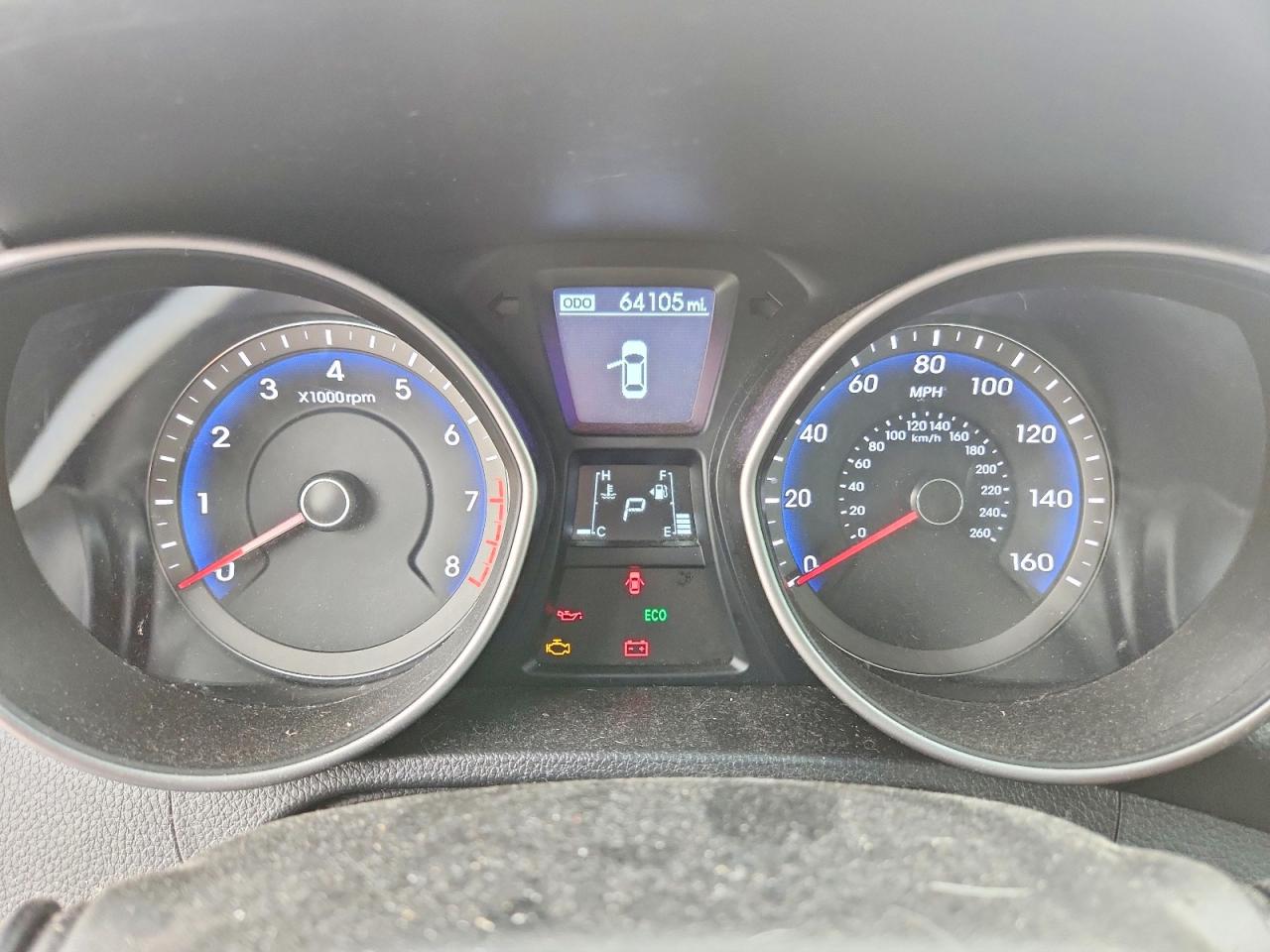 Hyundai ELANTRA Base