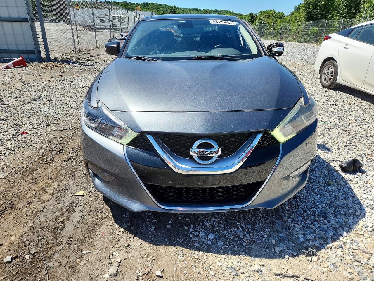 Nissan Maxima Platinum