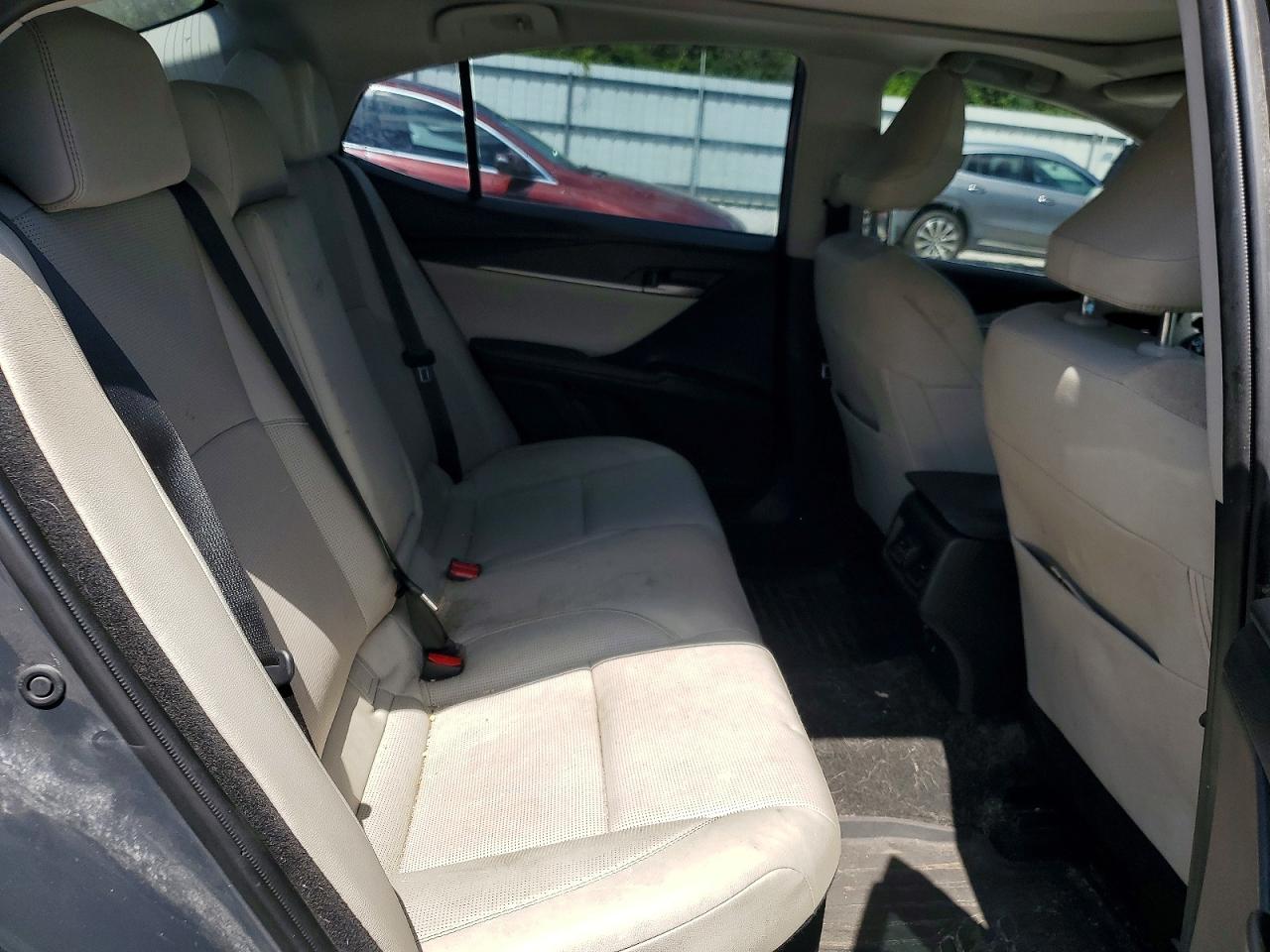 Toyota Camry Xle