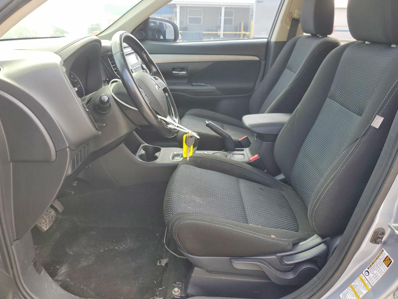 Mitsubishi Outlander Es