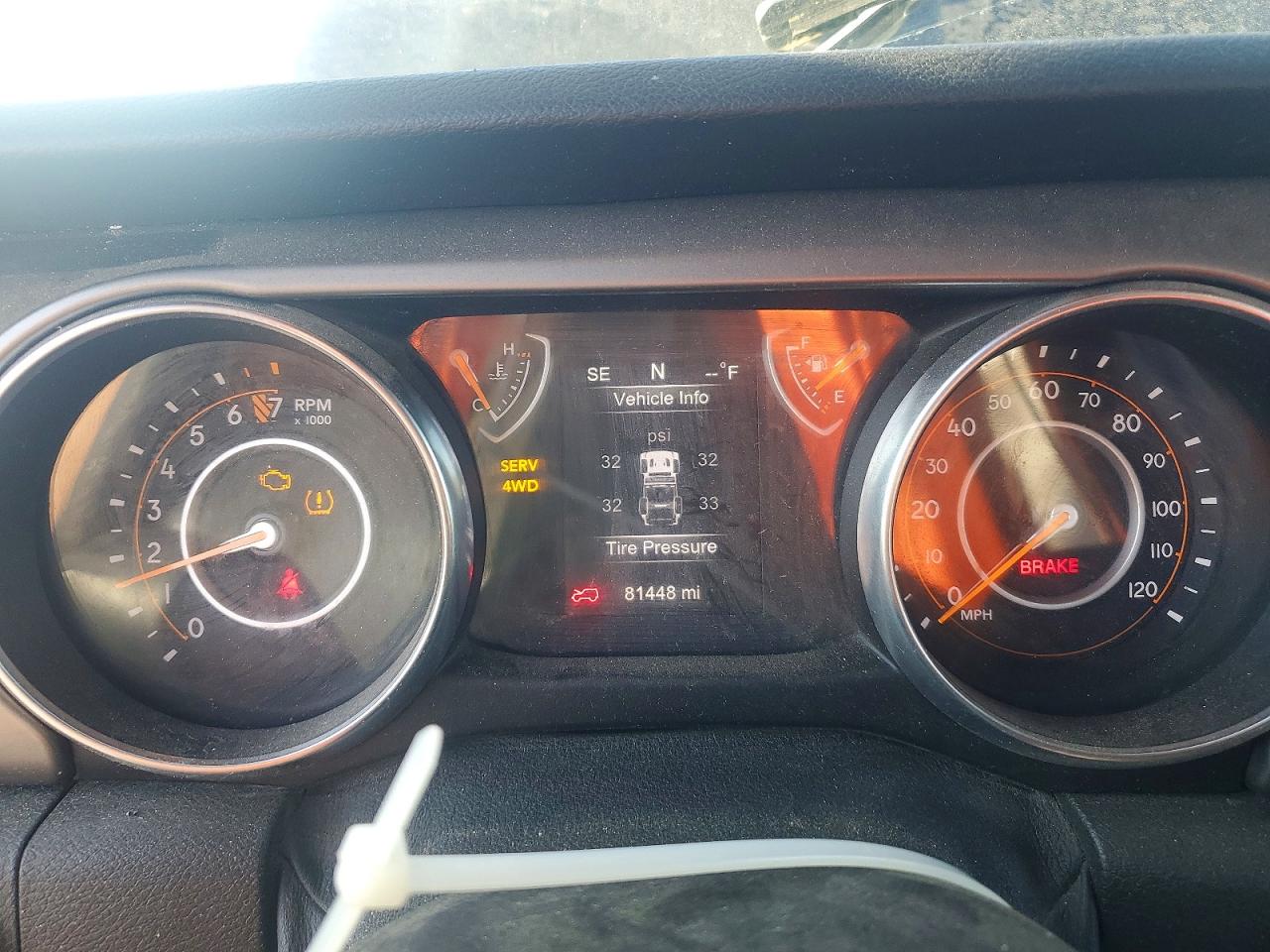 Jeep Wrangler Sport