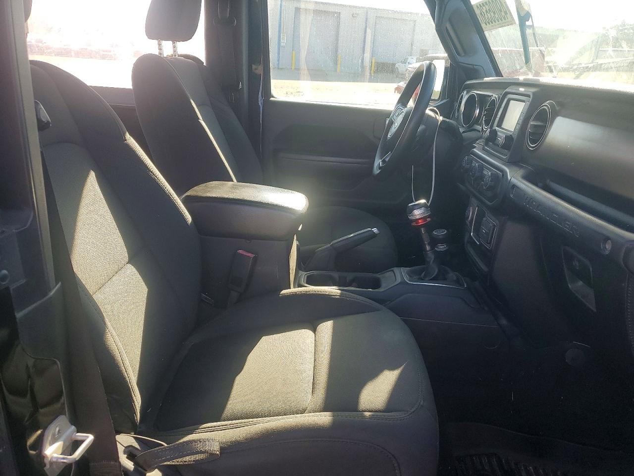 Jeep Wrangler Sport