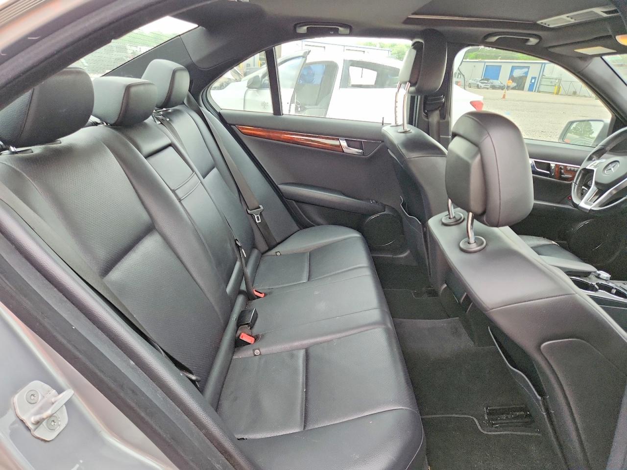 Mercedes-Benz C-Class 250