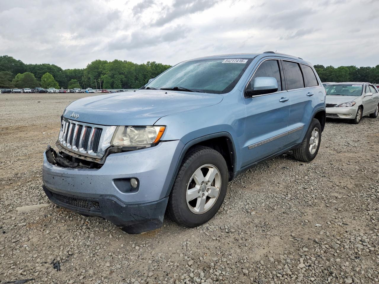 Salvage Jeep Cherokee Image