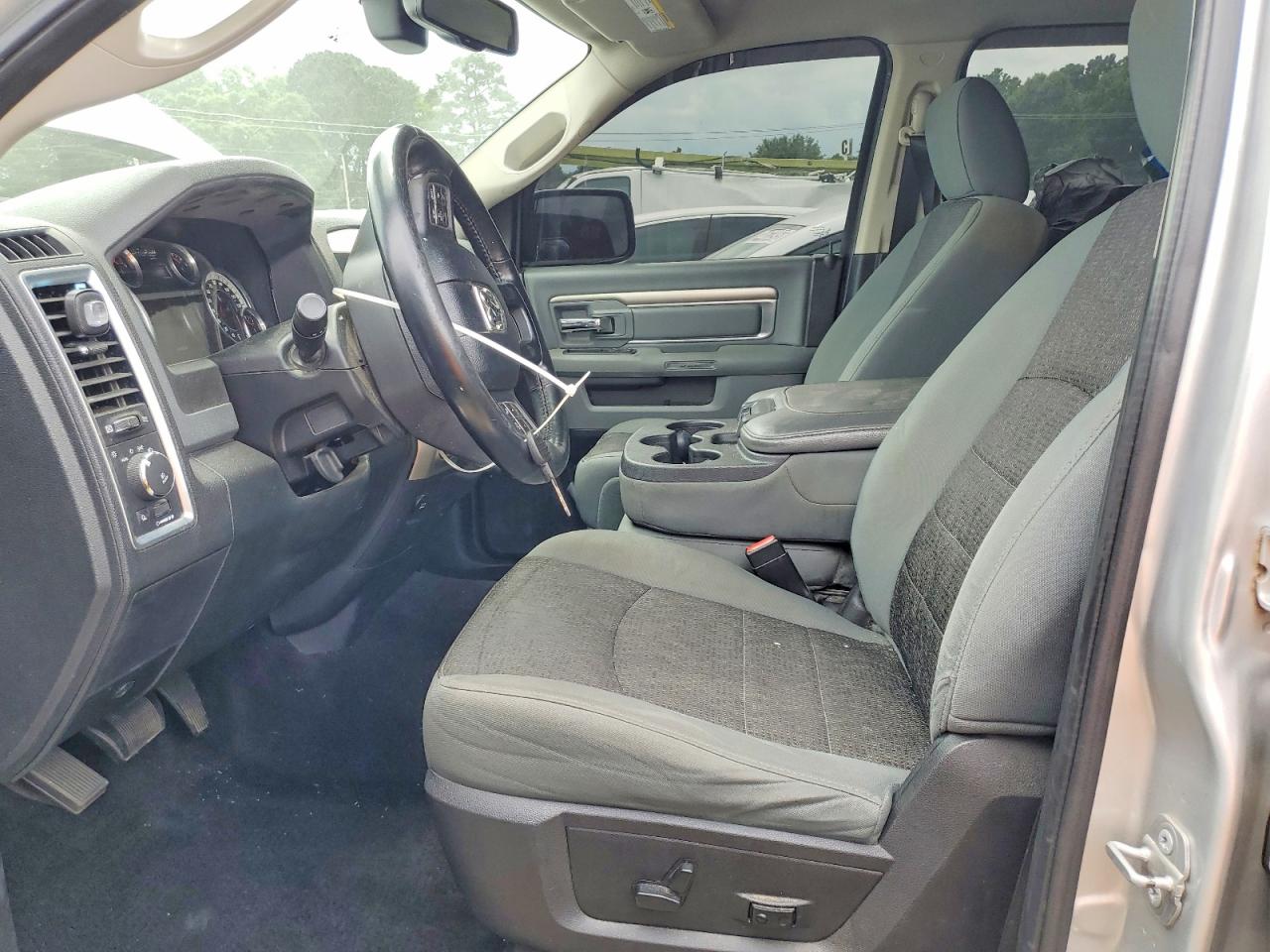 Ram 1500 Slt