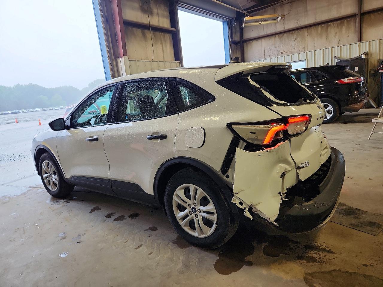 Ford Escape S