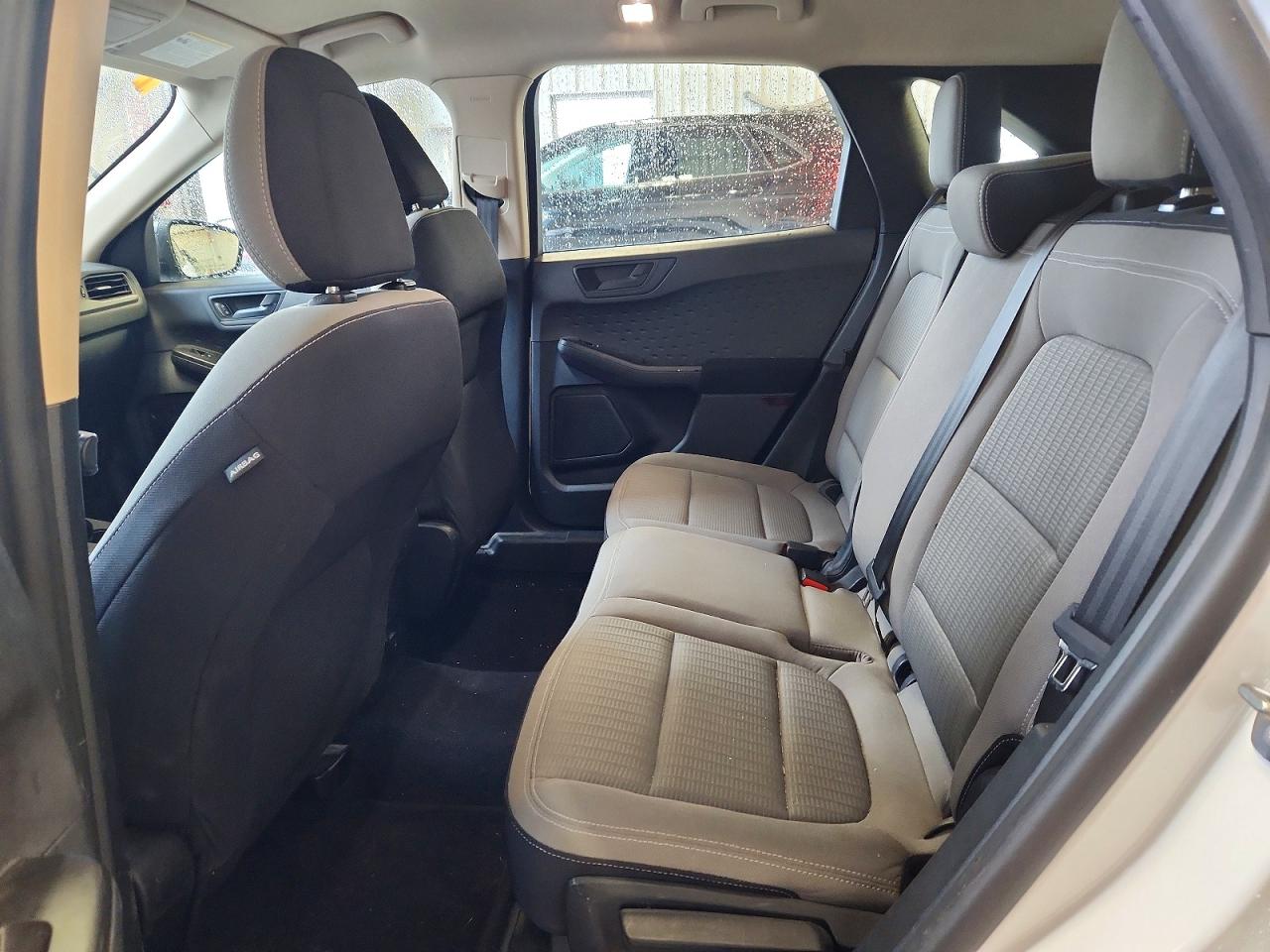 Ford Escape S