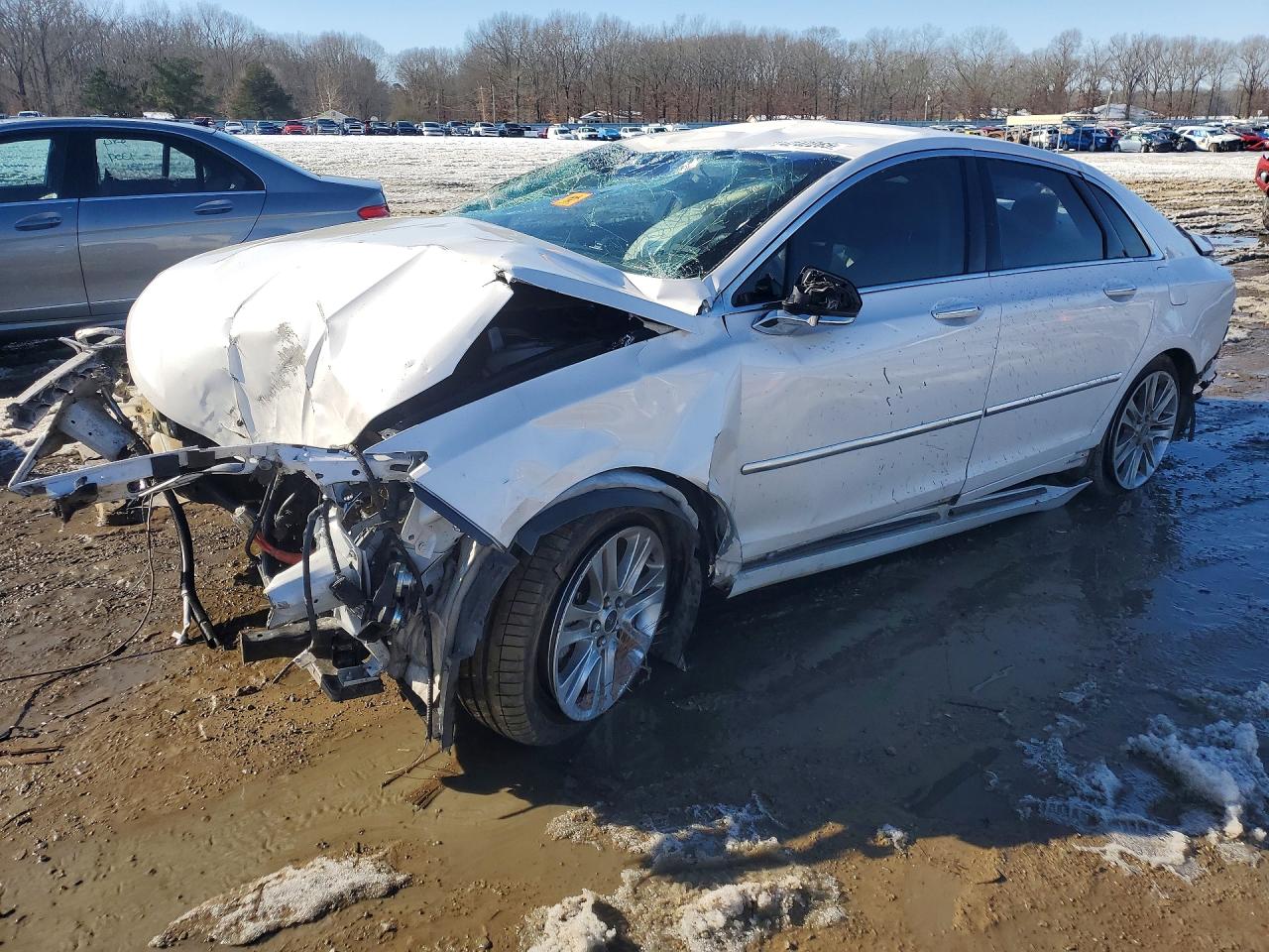 Salvage Lincoln MKZ Image