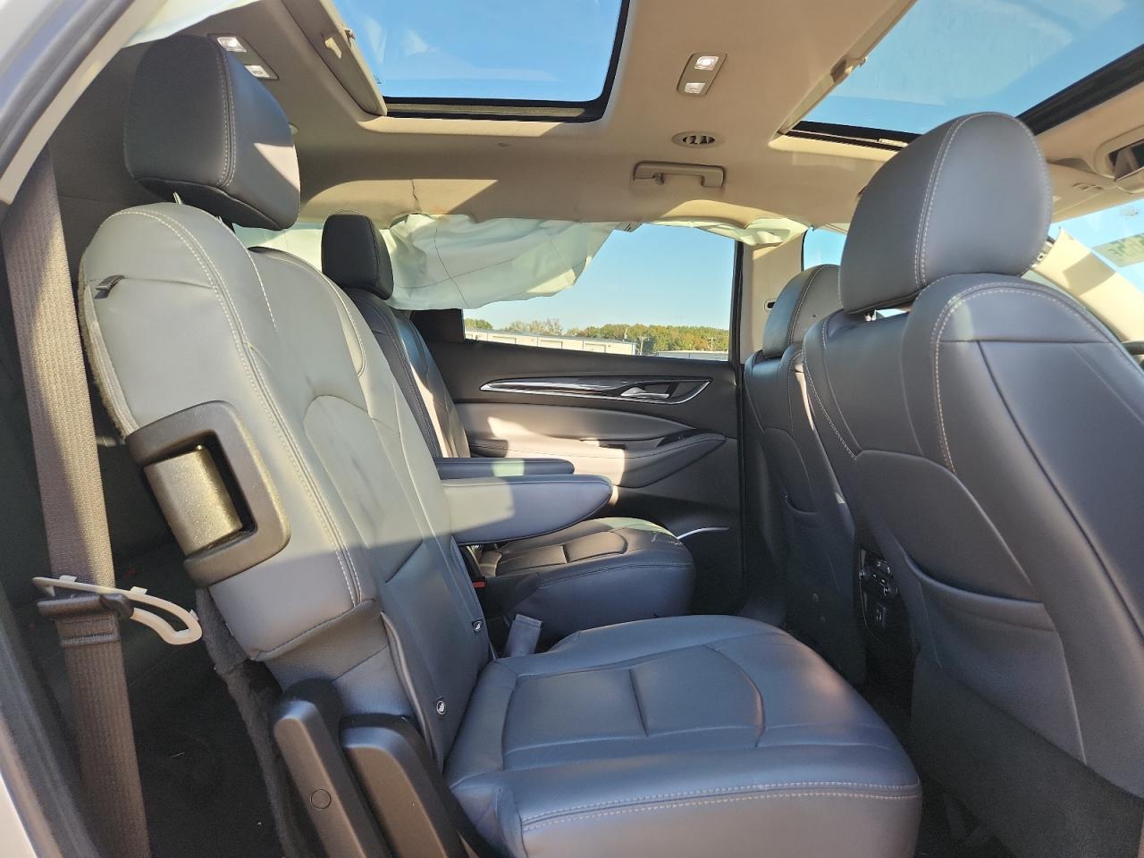 Buick Enclave Essence