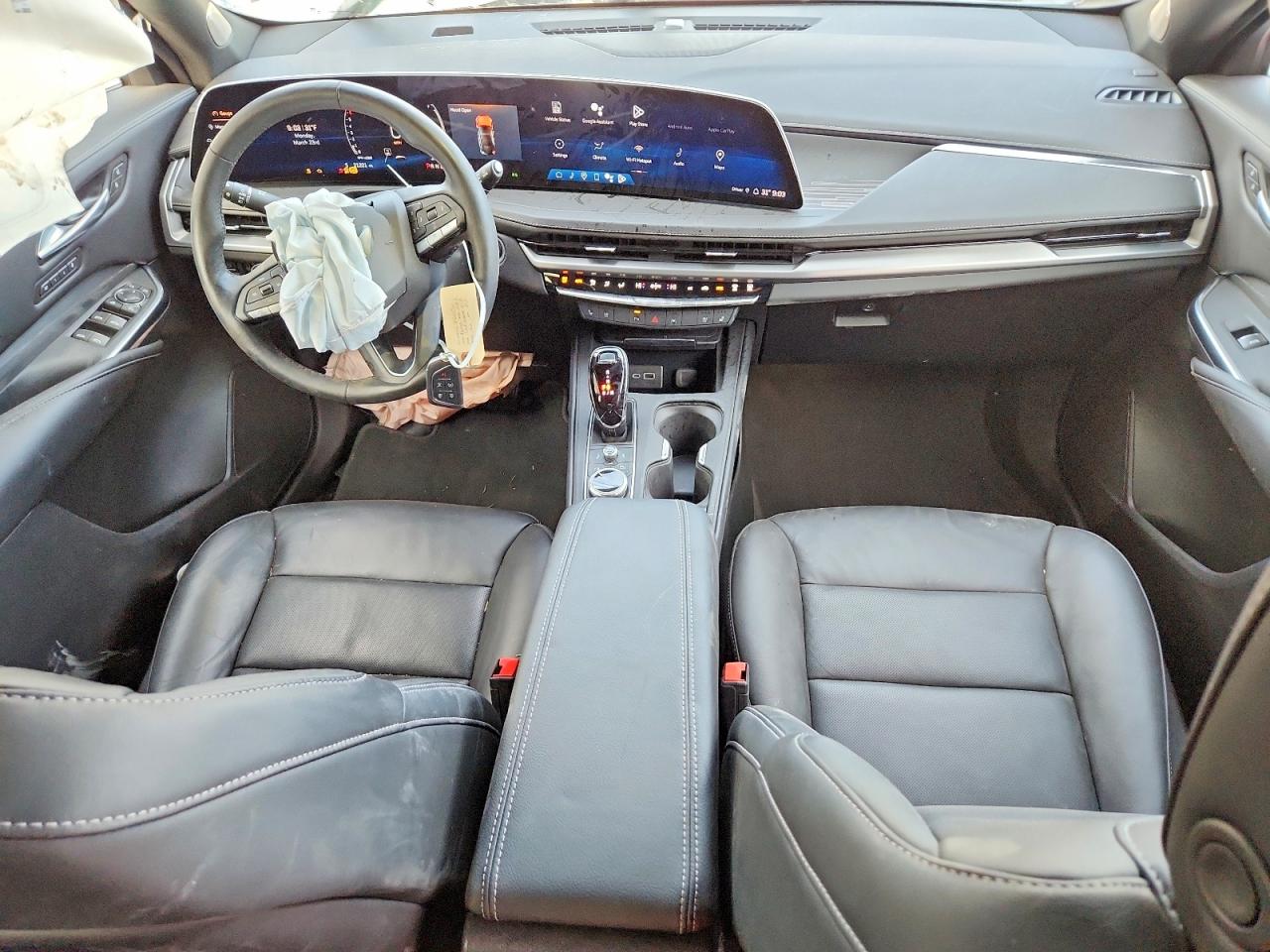 Cadillac XT4 Premium Luxury