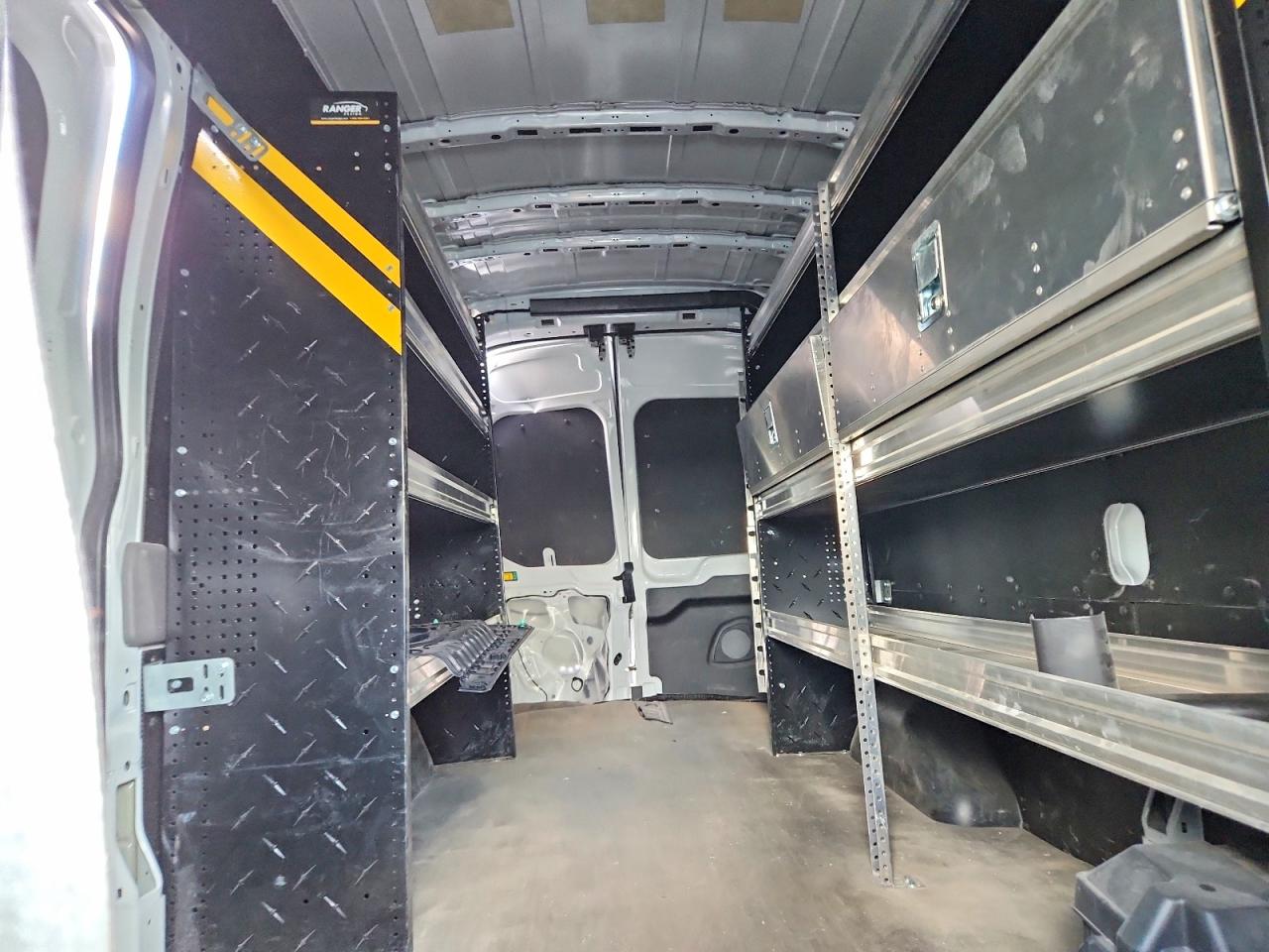 Ford Transit T-250