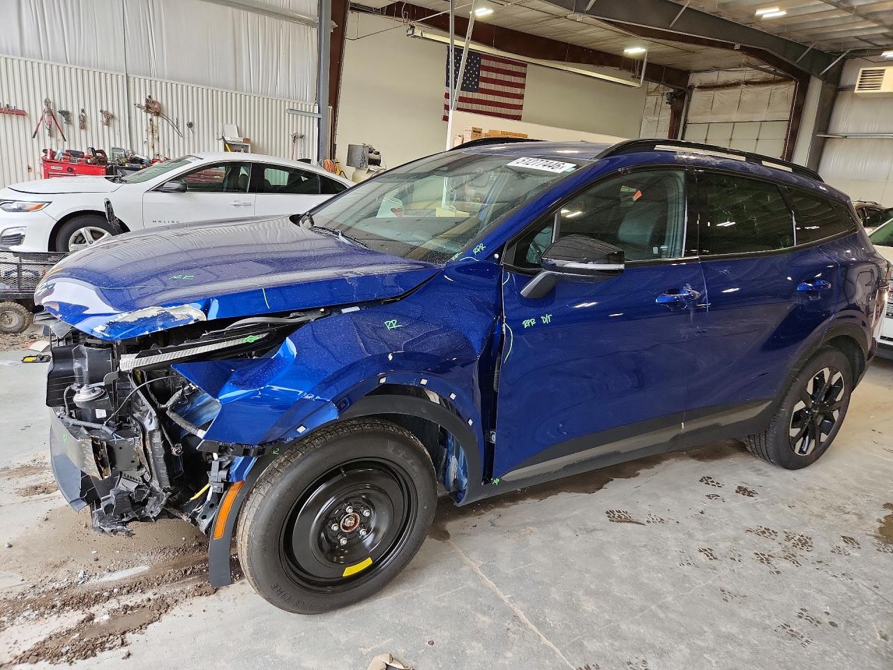 Salvage Kia Sportage Image