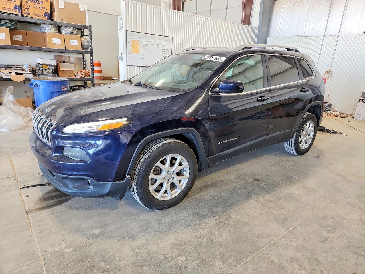 Salvage Jeep Grand Cherokee Image