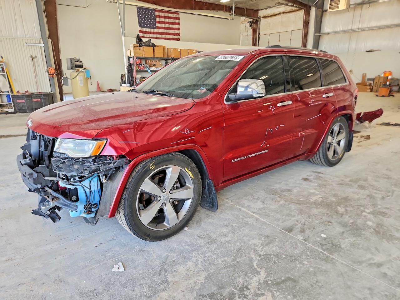 Salvage Jeep Grand Cherokee Image