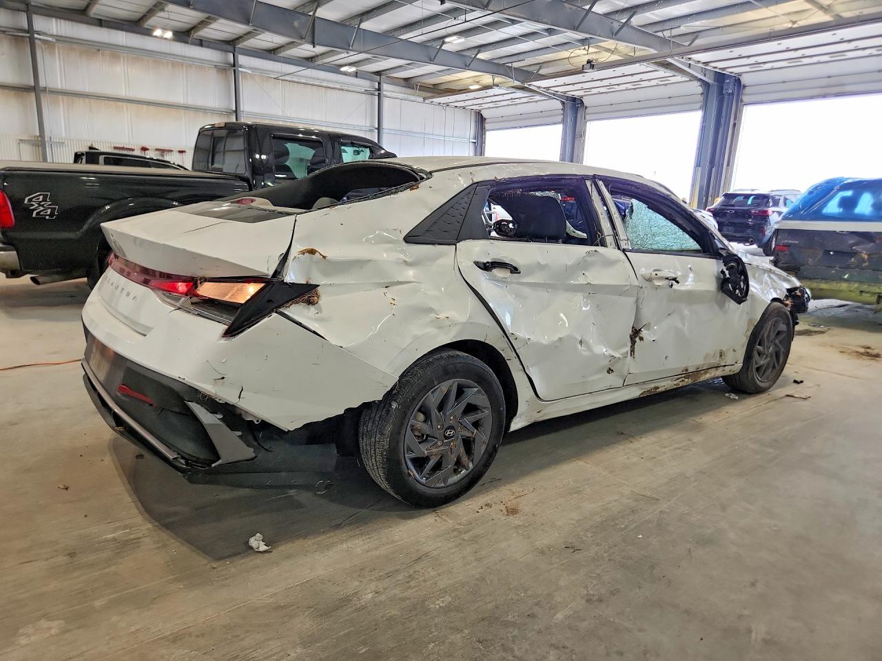 Hyundai ELANTRA Sel
