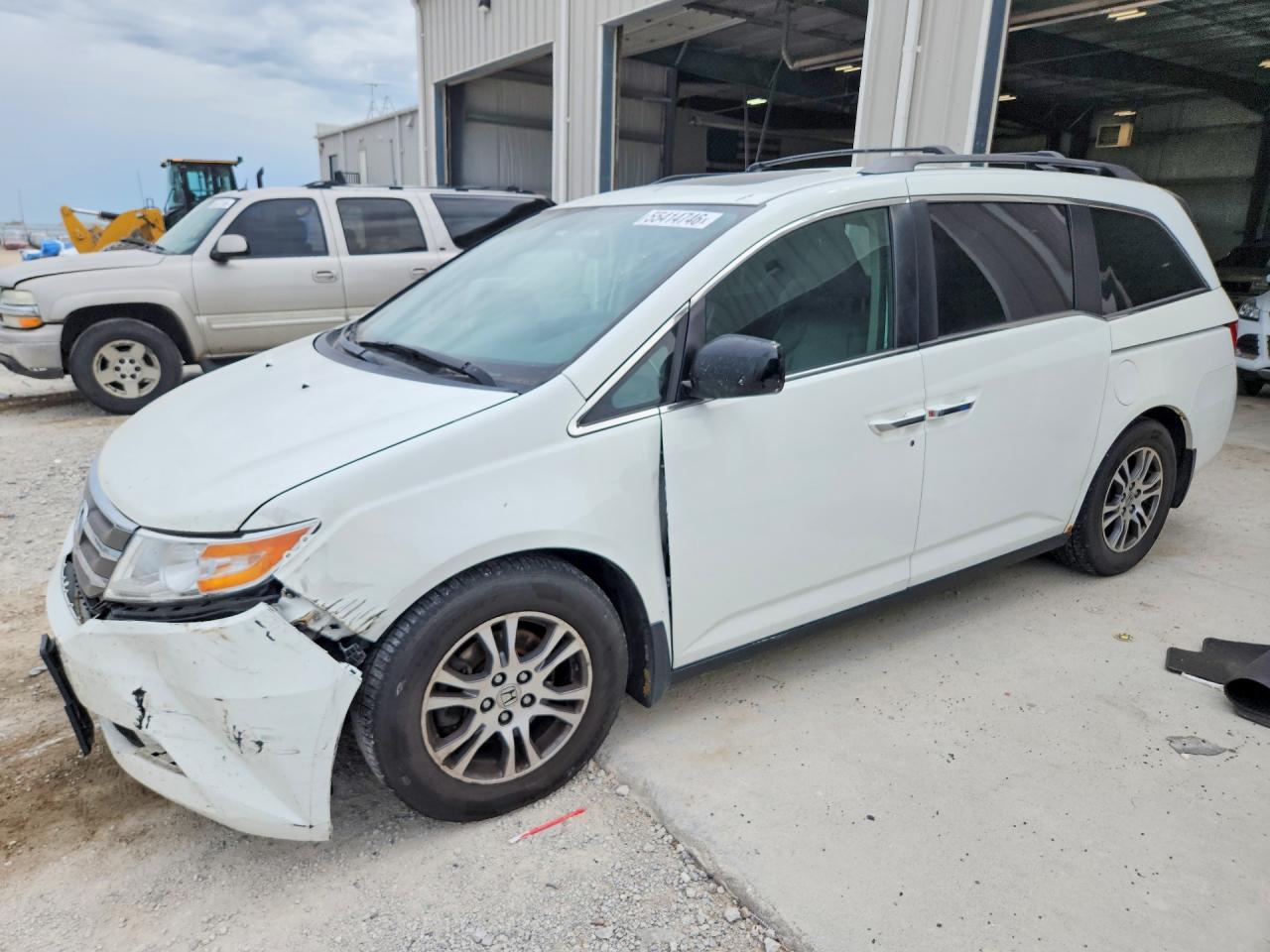 Salvage Honda Odyssey Image