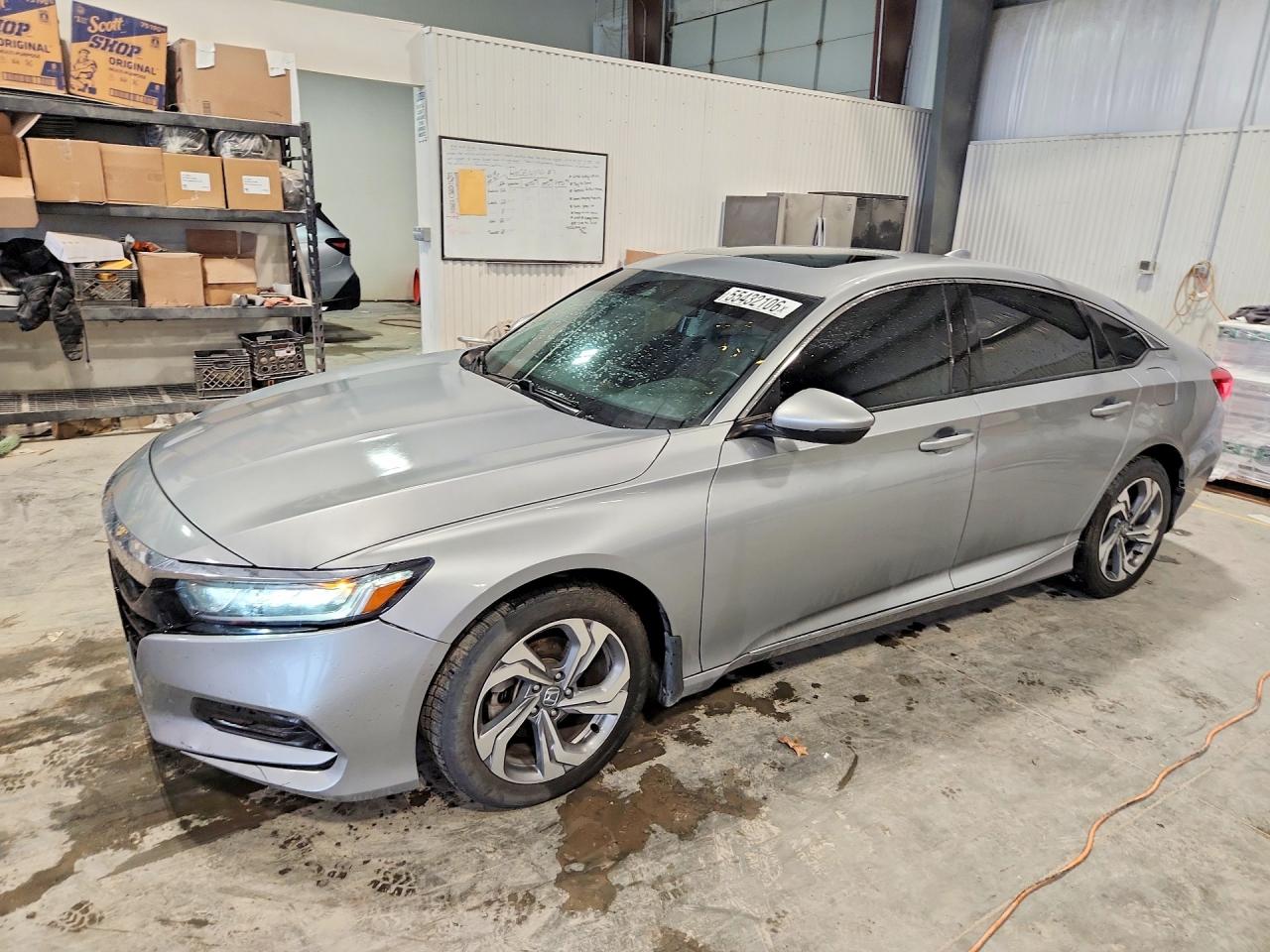 Salvage Honda Accord Image