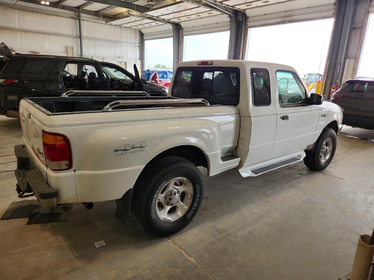 Ford Ranger Super Cab