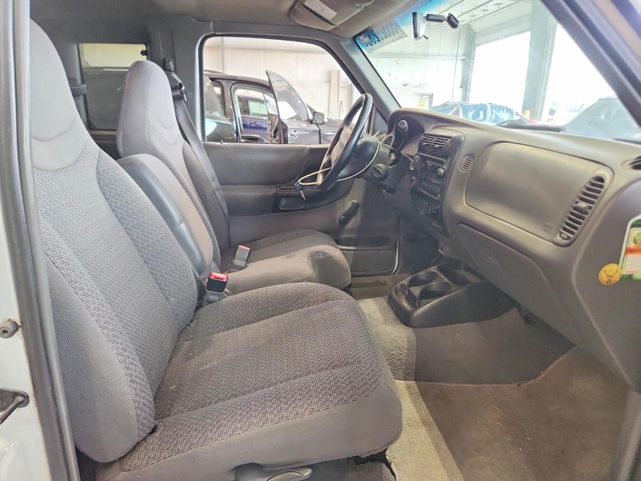 Ford Ranger Super Cab