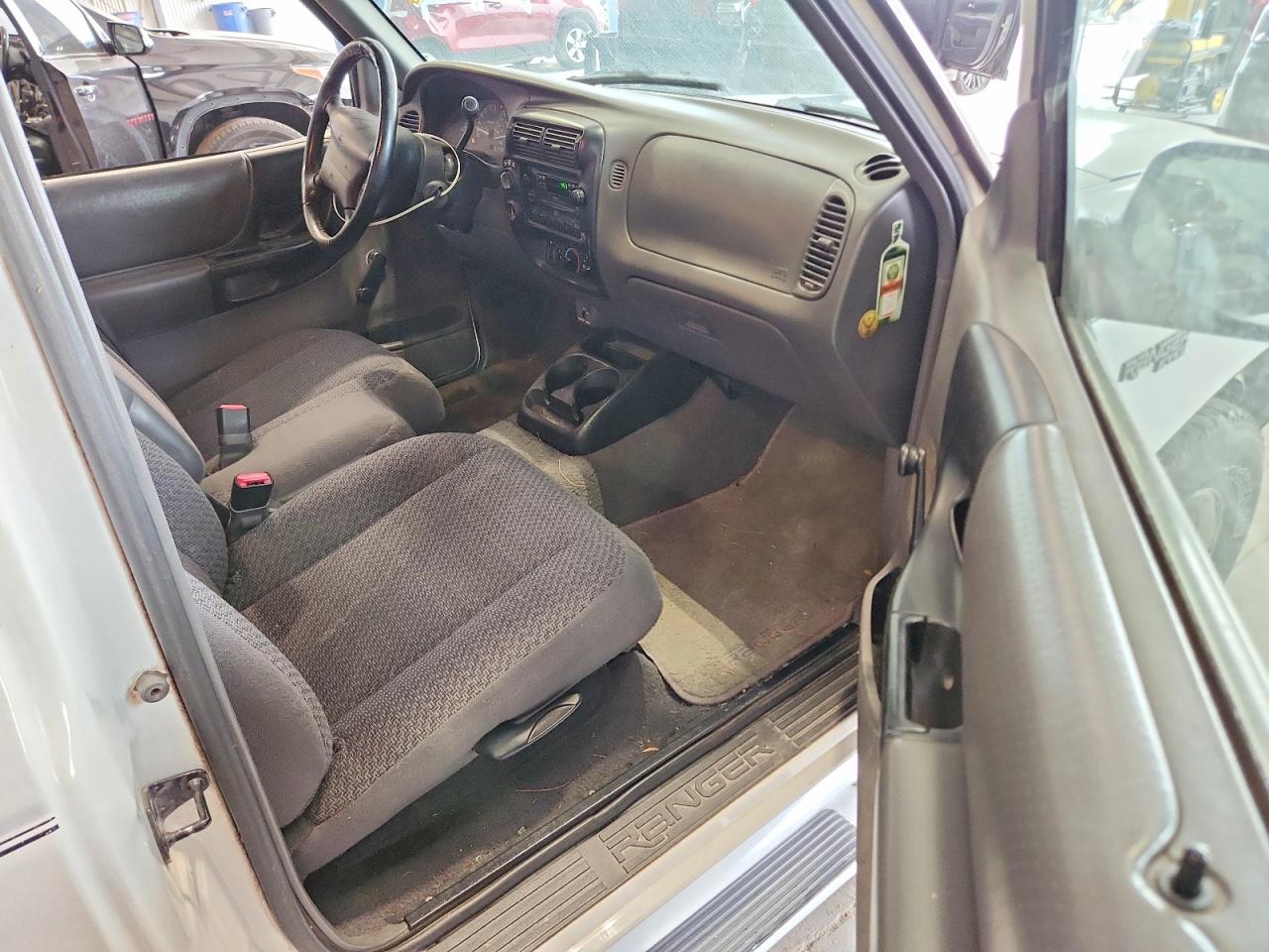 Ford Ranger Super Cab