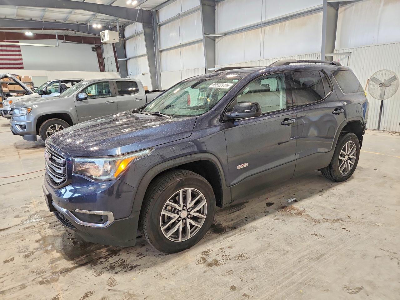 Salvage GMC Acadia Image