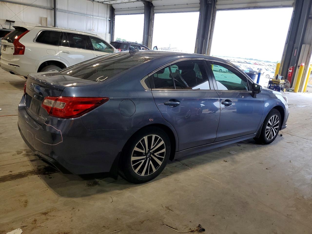 Subaru Legacy 2.5i Premium