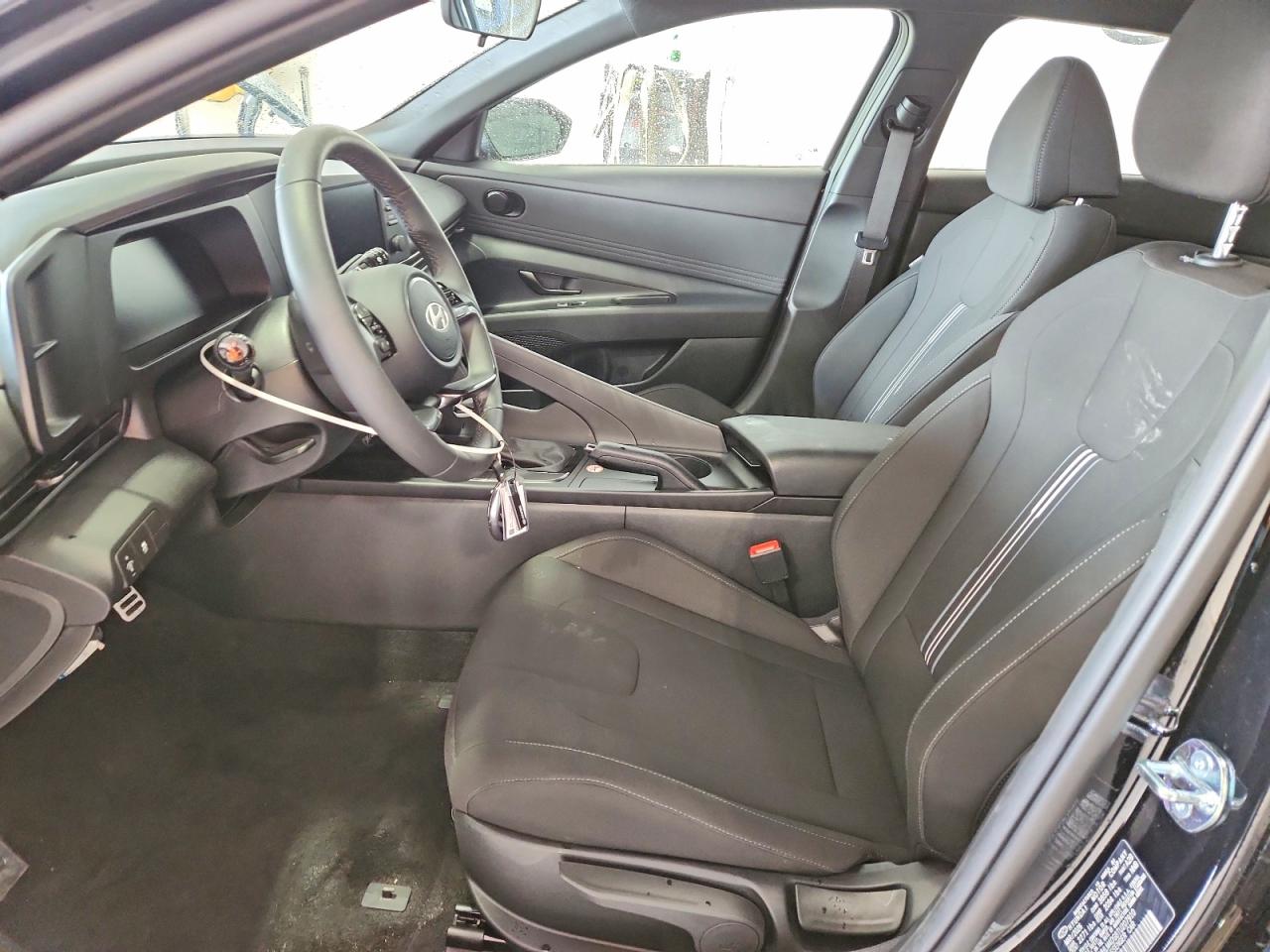 Hyundai ELANTRA Sel Sport