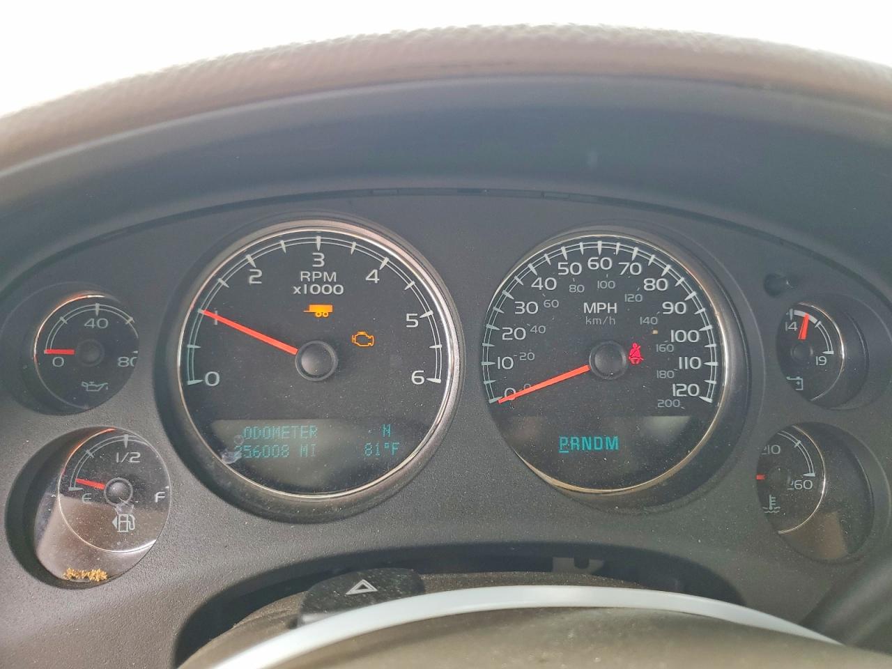 Chevrolet Suburban C1500 Lt