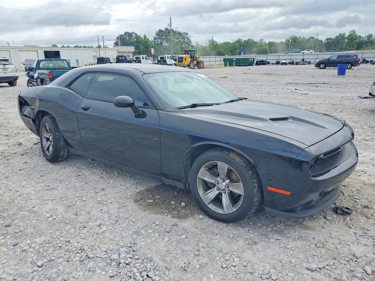 Dodge Challenger Sxt